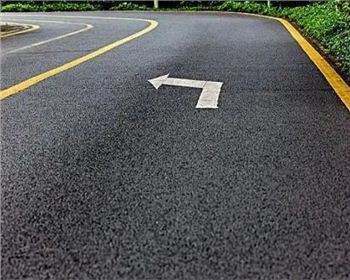 混凝土養(yǎng)護：到底是在終凝前還是終凝后？